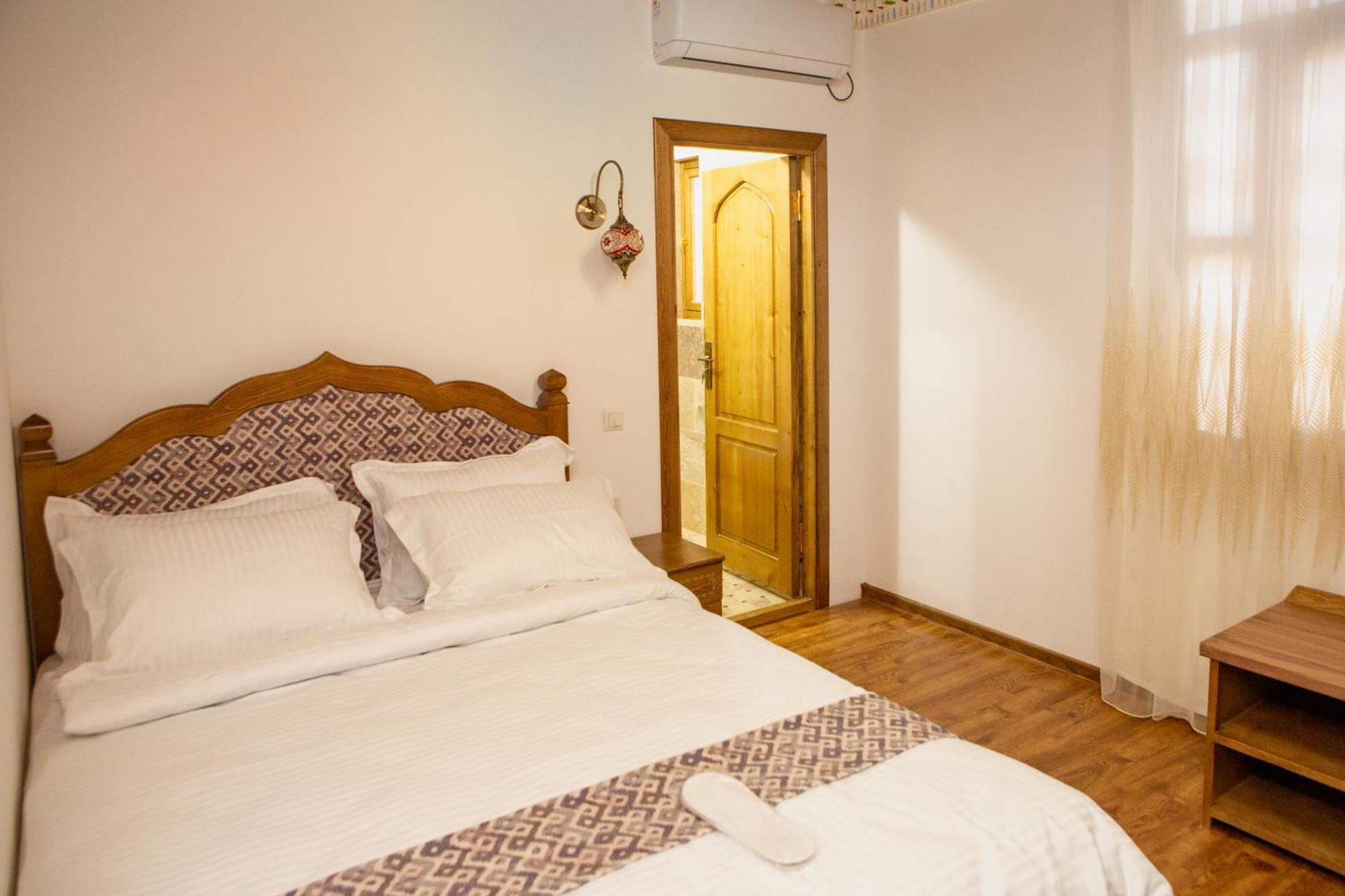 Istat Boutique Hotel Buchara Exterior foto